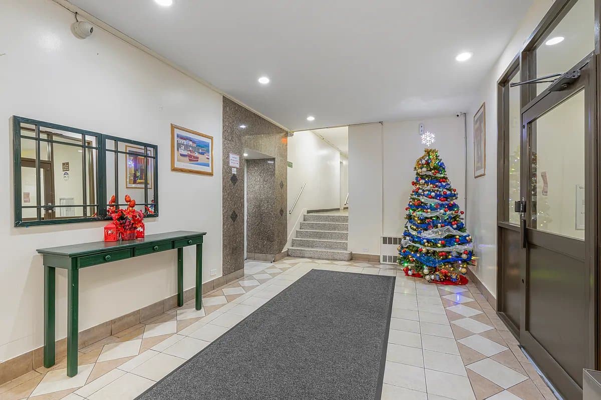 Studio apartment at 88-30 182nd Street, Unit 1E, Jamaica, photo 11 of 13