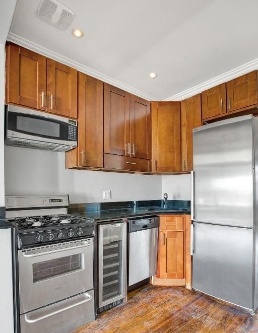 2 bed apartment at 147 Avenue A, Unit 3F, East Village, photo 6 of 9