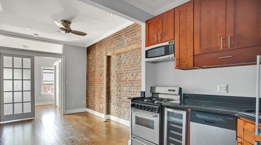 2 bed apartment at 147 Avenue A, Unit 3F, East Village, photo 7 of 9