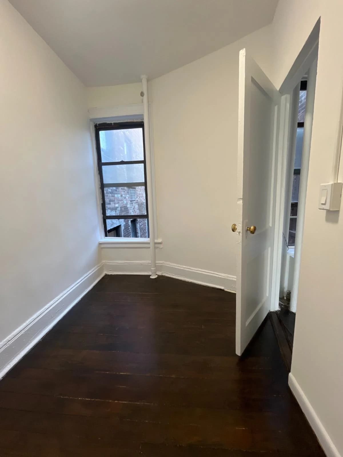 2 bed apartment at 1427 York Ave, Unit 5E, Upper East Side, photo 3 of 3