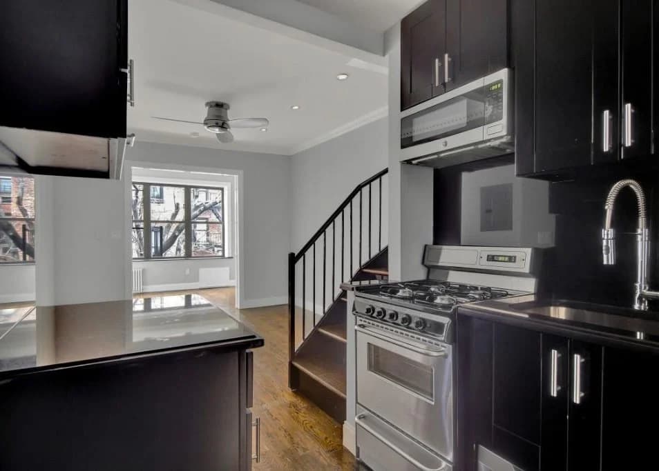 1 bed apartment at 145 East 26th Street, Unit 5A, Kips Bay, photo 6 of 8