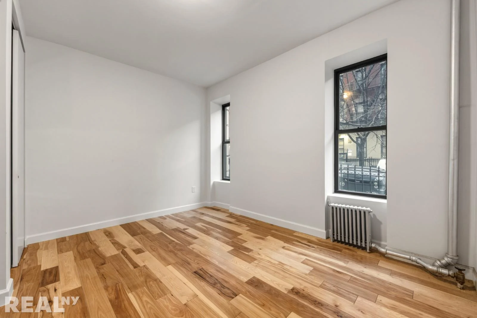 523 West 143rd Street, photo 2
