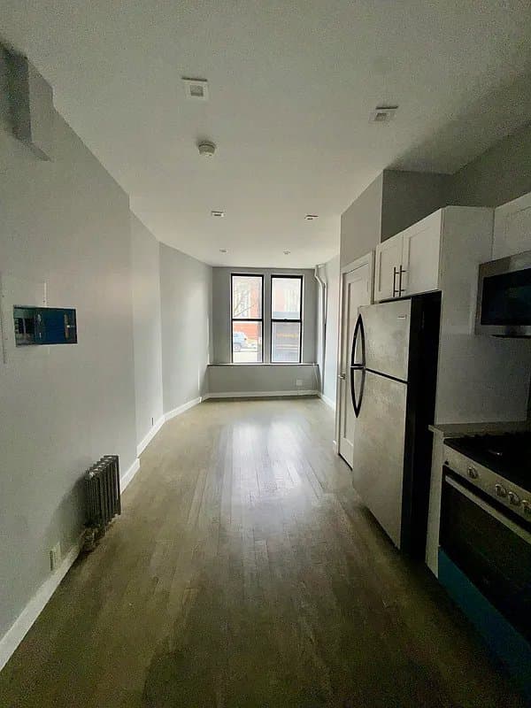 291 Pleasant Avenue, photo 3