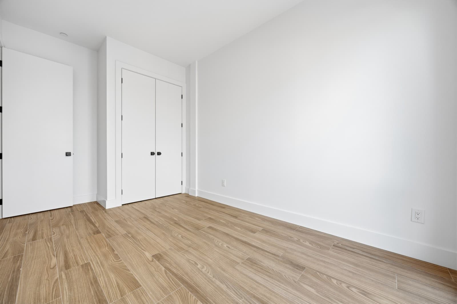 2 bed apartment at 379 Hawthorne Street, Unit 4B, Prospect Lefferts Gardens, photo 5 of 12