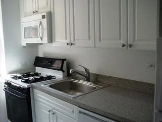 Studio apartment at 850 Amsterdam Ave, Unit 15E, Upper West Side, photo 3 of 6