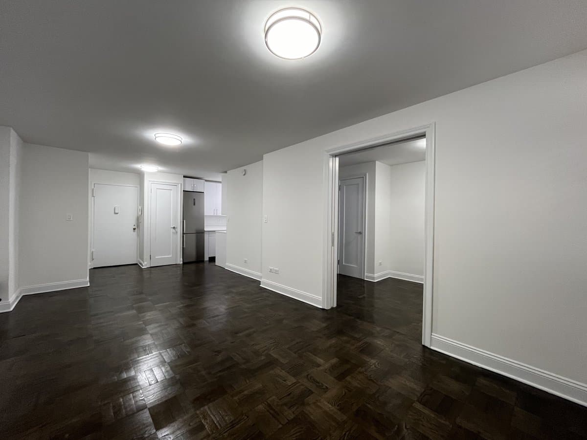 1 bed apartment at 96 Fifth Avenue, Unit 6D, Union Square, photo 1 of 16