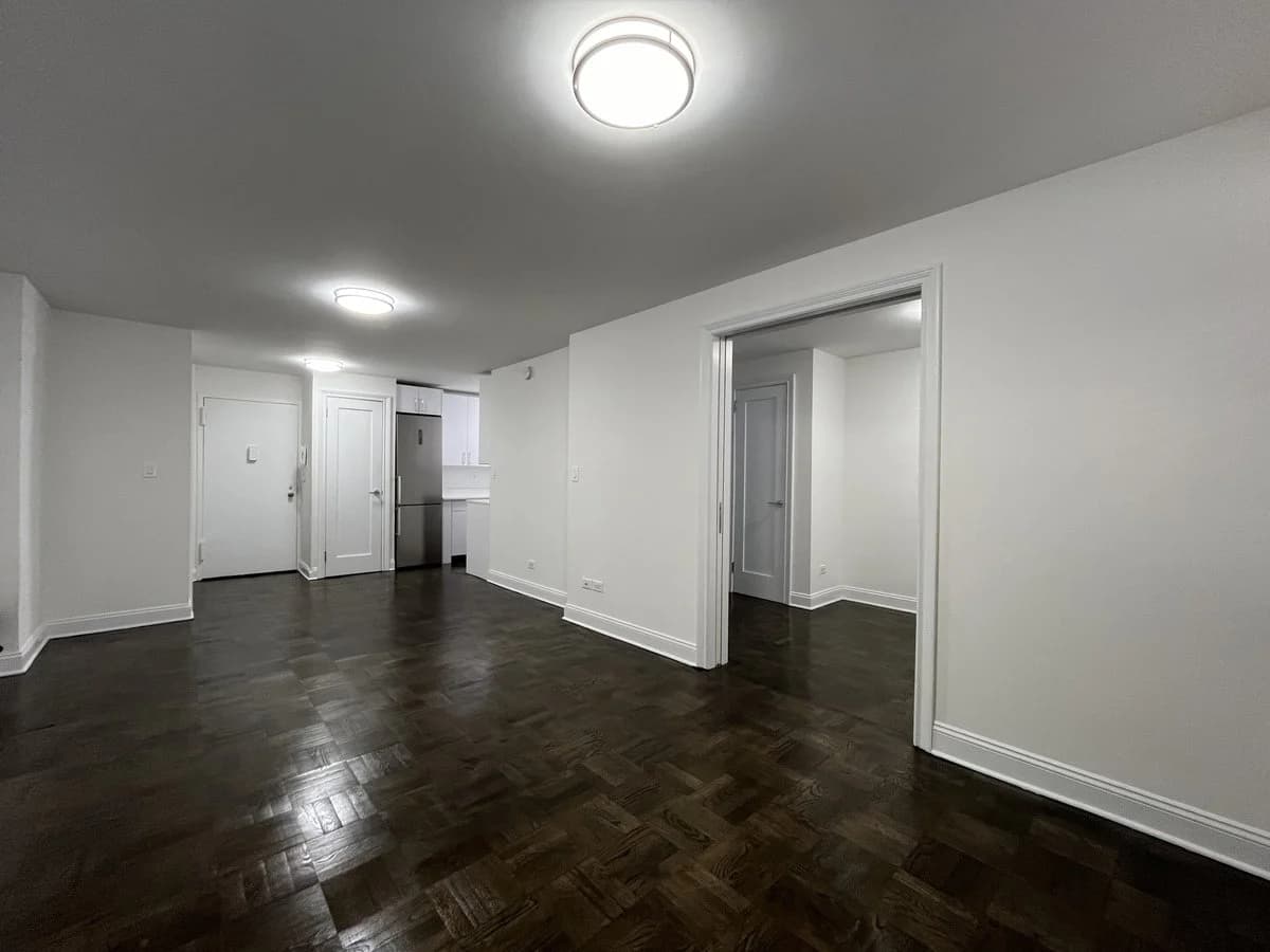 1 bed apartment at 96 Fifth Avenue, Unit 10A, Union Square, photo 6 of 16