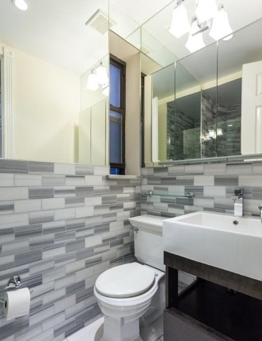 1 bed apartment at 60 AVENUE B, Unit 4A, East Village, photo 6 of 6