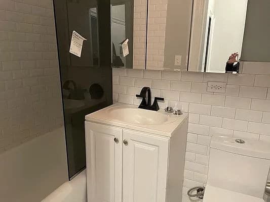 231 East 4th Street, photo 4