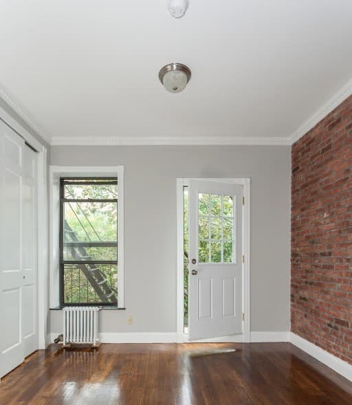 309 East 8th Street, photo 2