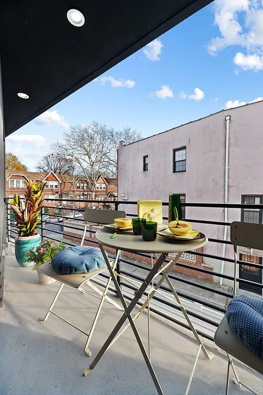 2 bed apartment at 2454 East 15th Street, Unit 1A, Sheepshead Bay, photo 4 of 9