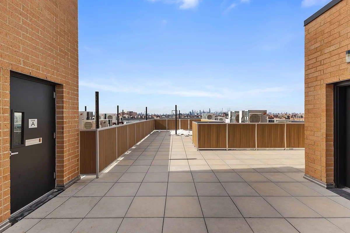 1 bed apartment at 91-09 Roosevelt Avenue, Unit 713, Jackson Heights, photo 7 of 10
