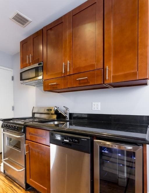 2 bed apartment at 134 Orchard Street, Unit 16, Lower East Side, photo 6 of 8