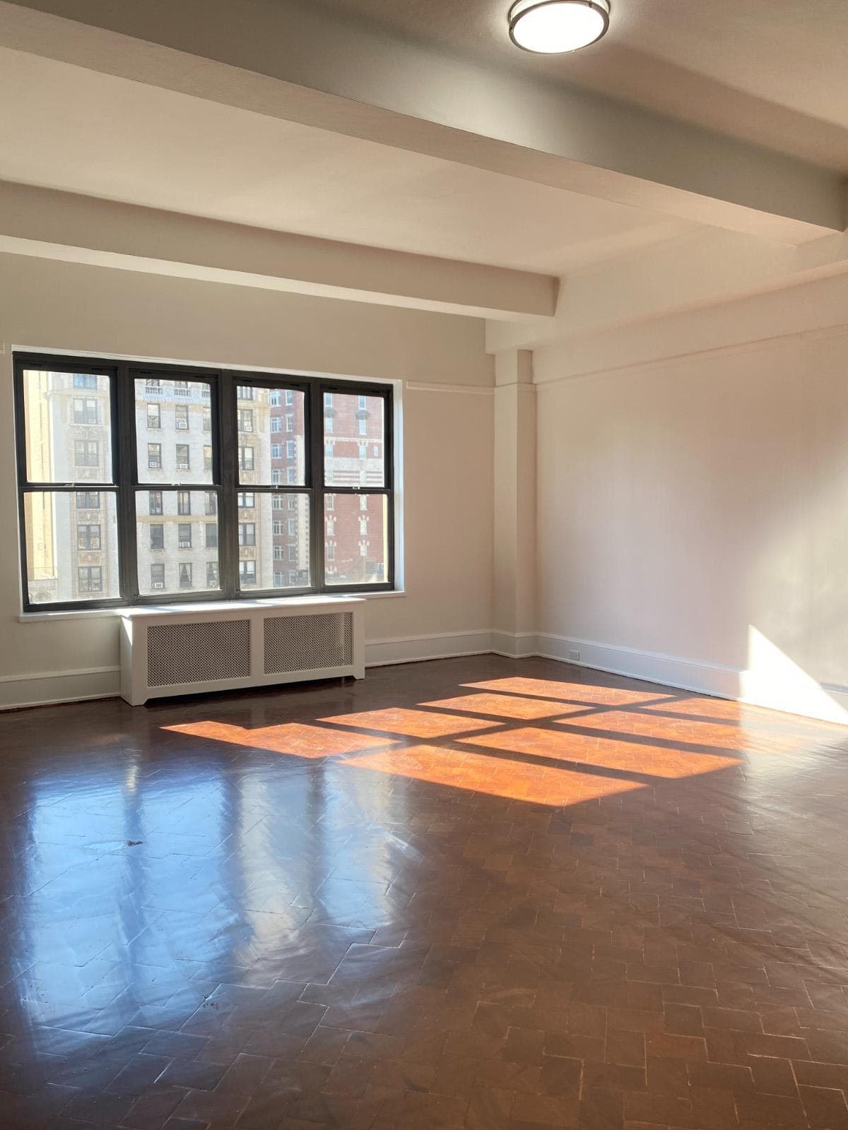 Studio apartment at 160 W 73rd St, Unit 10A, Upper West Side, photo 4 of 8