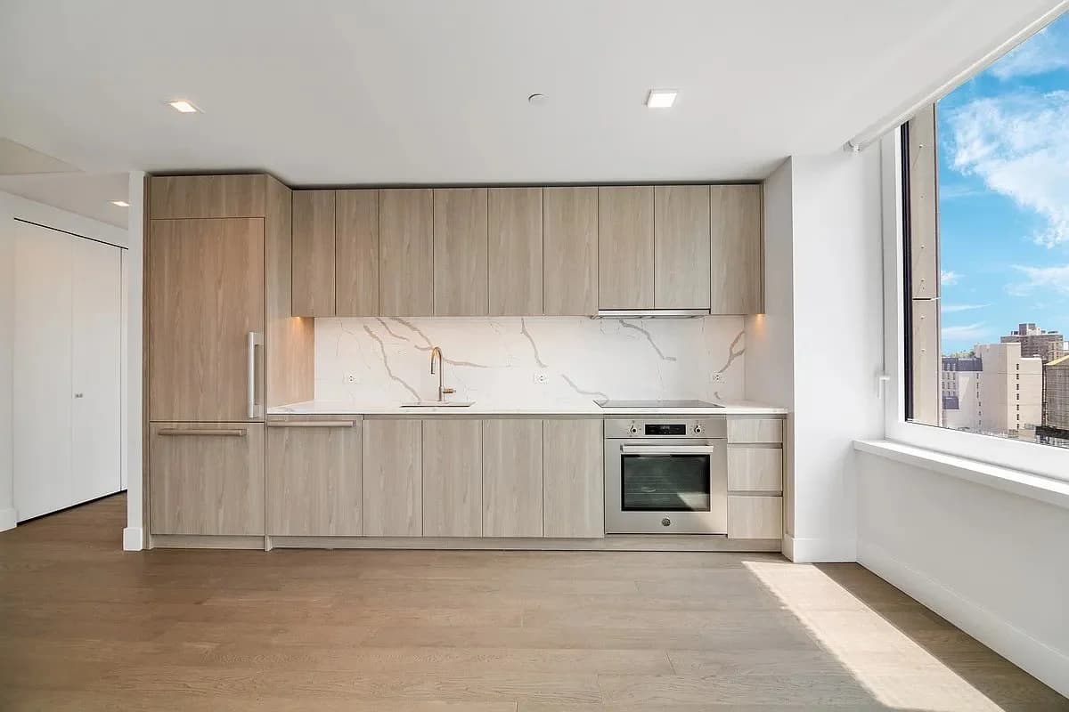 2 bed apartment at 200 East 23rd Street, Unit 14G, Kips Bay, photo 6 of 9