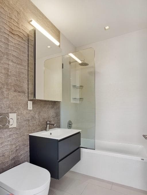1 bed apartment at 195 Stanton Street, Unit 2E2, Lower East Side, photo 3 of 3