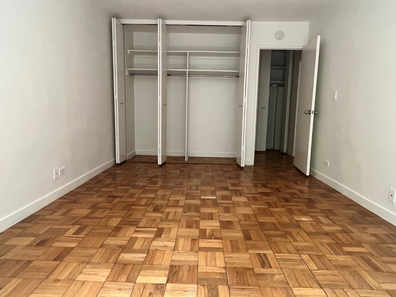 1 bed apartment at 333 E 49th St, Unit 11J, Midtown East, photo 8 of 8