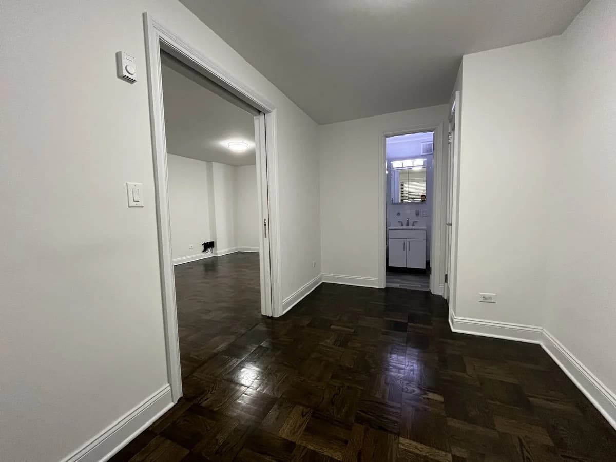 1 bed apartment at 96 Fifth Avenue, Unit 3D, Union Square, photo 9 of 16