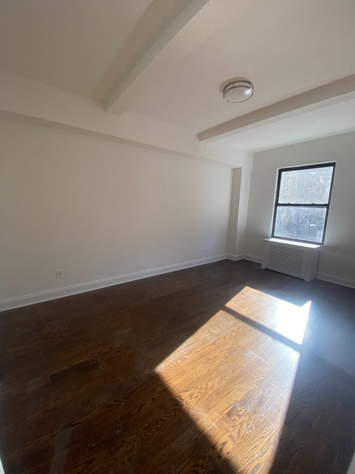 2 bed apartment at 25 West 68th Street, Unit 1A, Upper West Side, photo 2 of 4