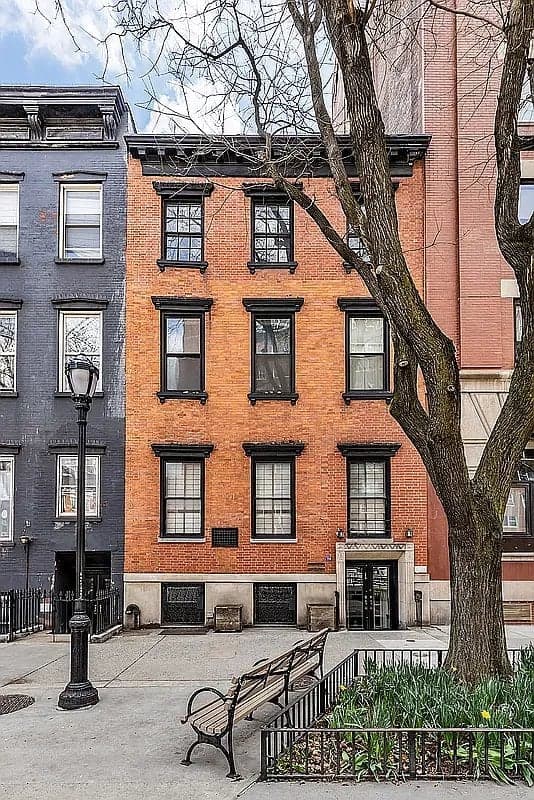 2 bed apartment at 198 Sixth Avenue, Unit 2, SoHo, photo 6 of 6