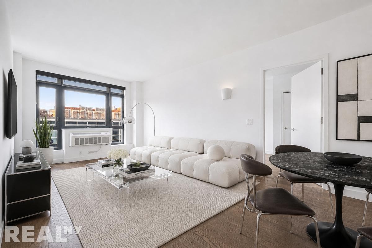 2 bed apartment at 181 Front Street, Unit 8B, Dumbo, photo 1 of 13