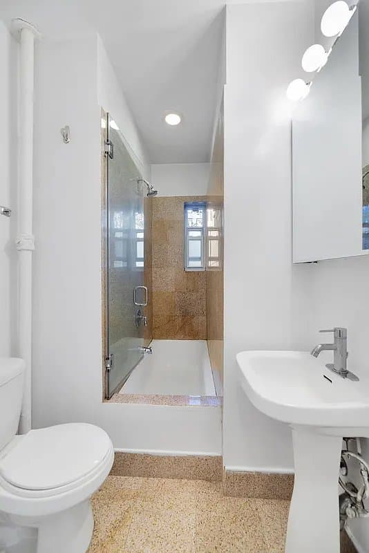 Studio apartment at 220 Sullivan Street, Unit 5H, Greenwich Village, photo 6 of 7