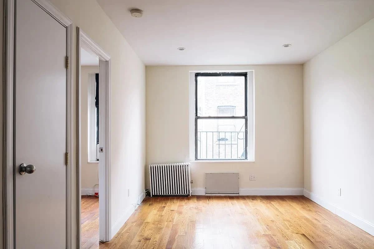 2 bed apartment at 141 West 10th Street, Unit 21, West Village, photo 9 of 11