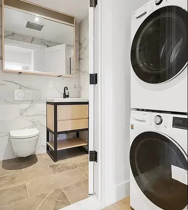 Studio apartment at 207 East 4th Street, Unit 3, East Village, photo 3 of 5
