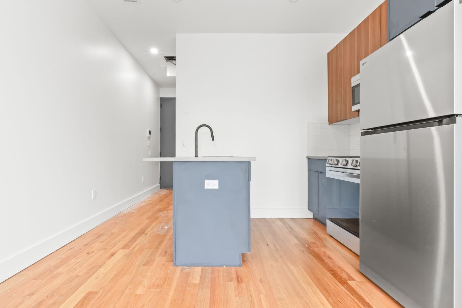 2 bed apartment at 271 East 28th Street, Unit 4R, Flatbush, photo 6 of 15
