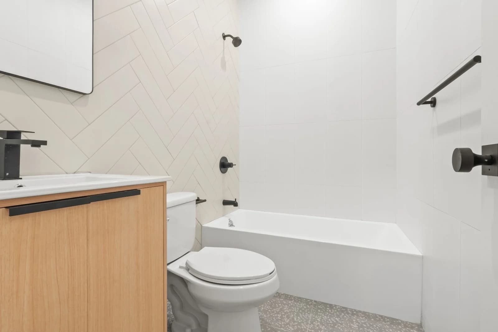 2 bed apartment at 271 East 28th Street, Unit 4R, Flatbush, photo 11 of 15
