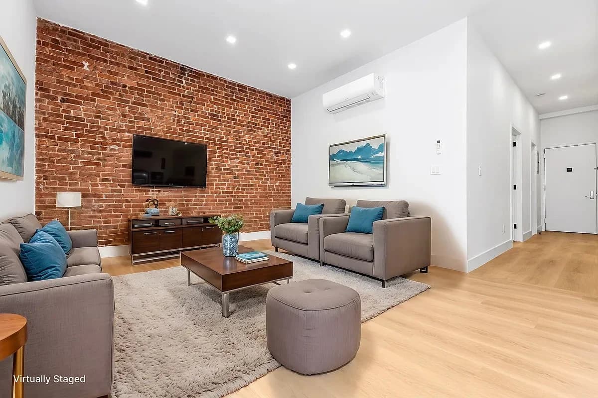 3 bed apartment at 425 West 57th Street, Unit 2H, Hell's Kitchen, photo 1 of 10