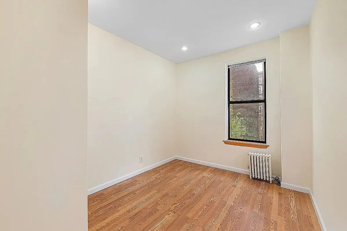 1 bed apartment at 619 East 5th Street, Unit 24, East Village, photo 5 of 6