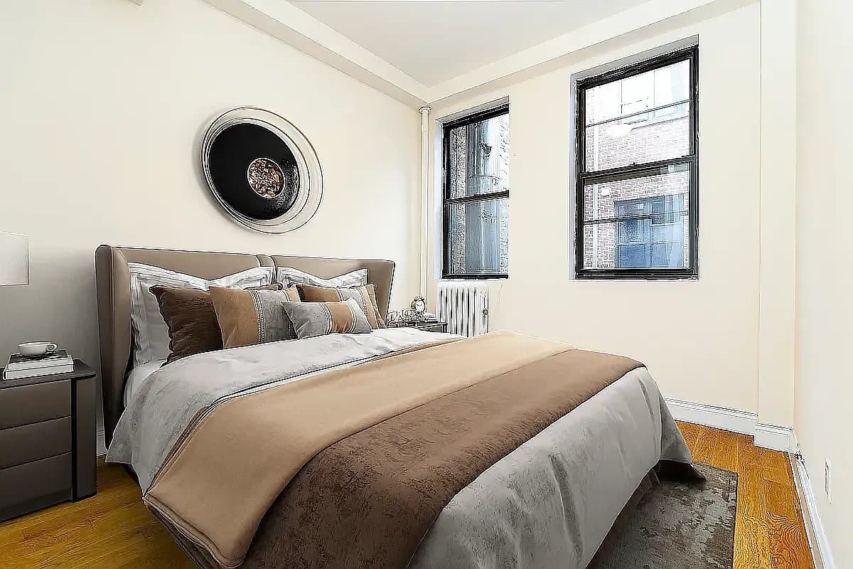4 bed apartment at 231 East 14th Street, Unit 4R, East Village, photo 5 of 6