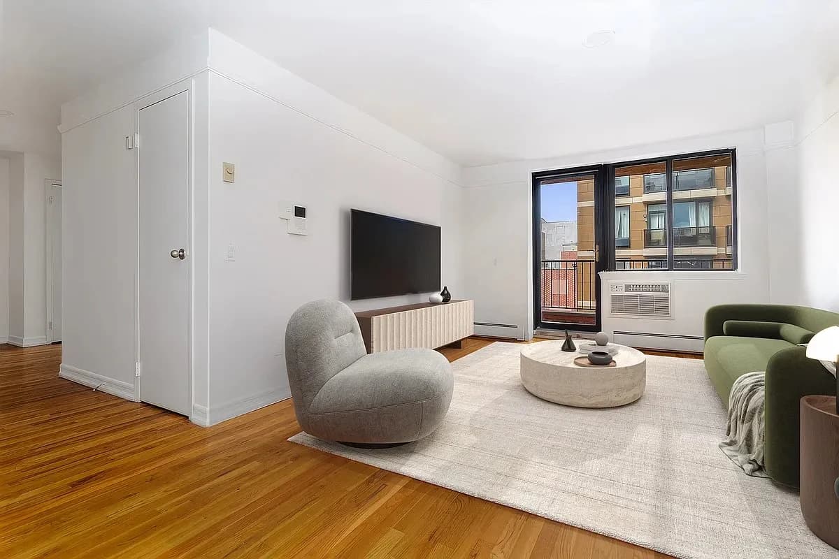 2 bed apartment at 394 East 8th Street, Unit PENTHOUSE, East Village, photo 2 of 6