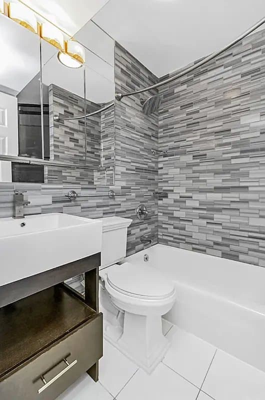 4 bed apartment at 127 East 7th Street, Unit 1W, East Village, photo 8 of 8