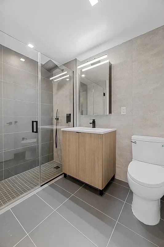 2 bed apartment at 63 Pitt Street, Unit 11B, Lower East Side, photo 6 of 6