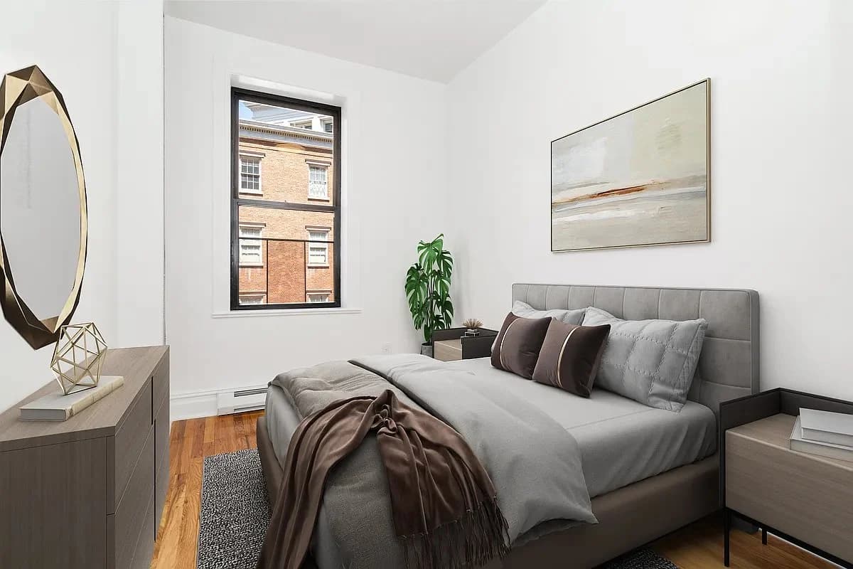 3 bed apartment at 160 Waverly Place, Unit 10, West Village, photo 2 of 4