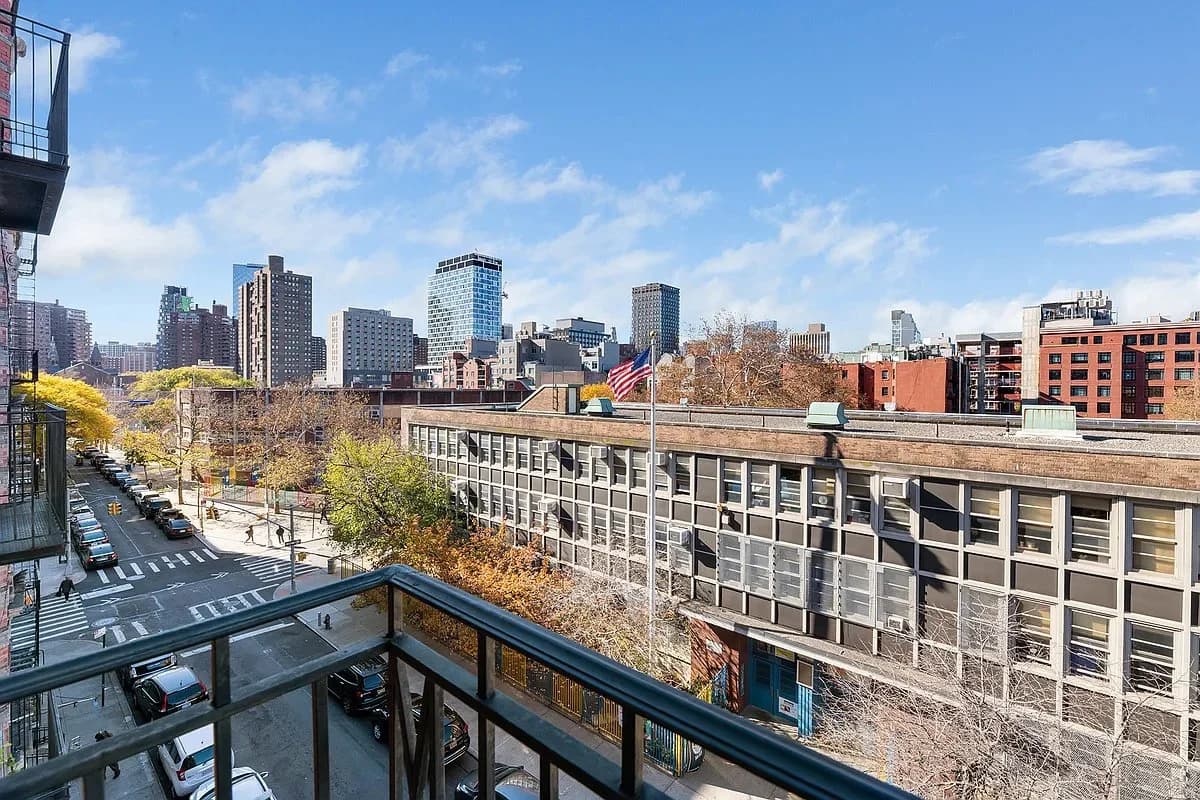 1 bed apartment at 114 Ridge Street, Unit 6F, Lower East Side, photo 5 of 8