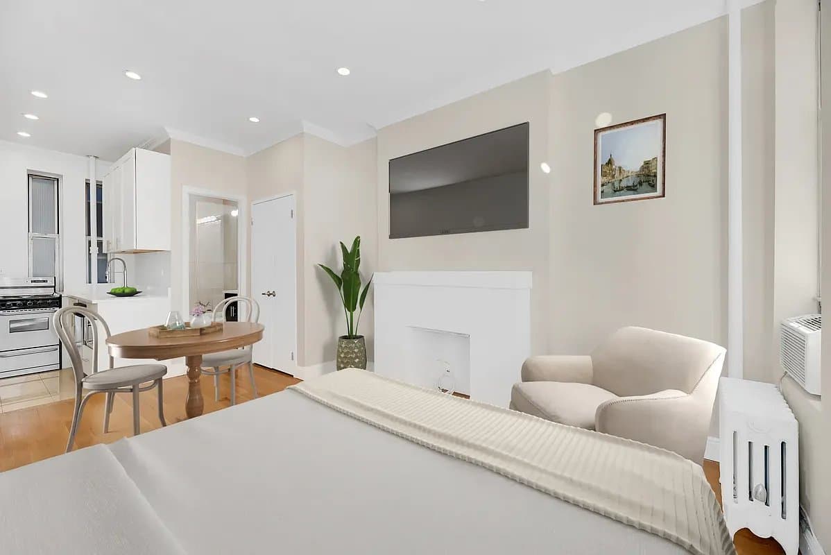 Studio apartment at 220 Sullivan Street, Unit 4F, Greenwich Village, photo 1 of 6