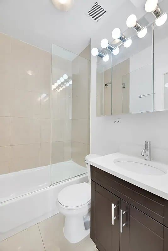 Studio apartment at 220 Sullivan Street, Unit 4F, Greenwich Village, photo 4 of 6