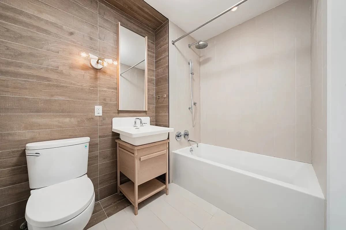 Studio apartment at 123 Melrose Street, Unit 432, Bushwick, photo 5 of 8