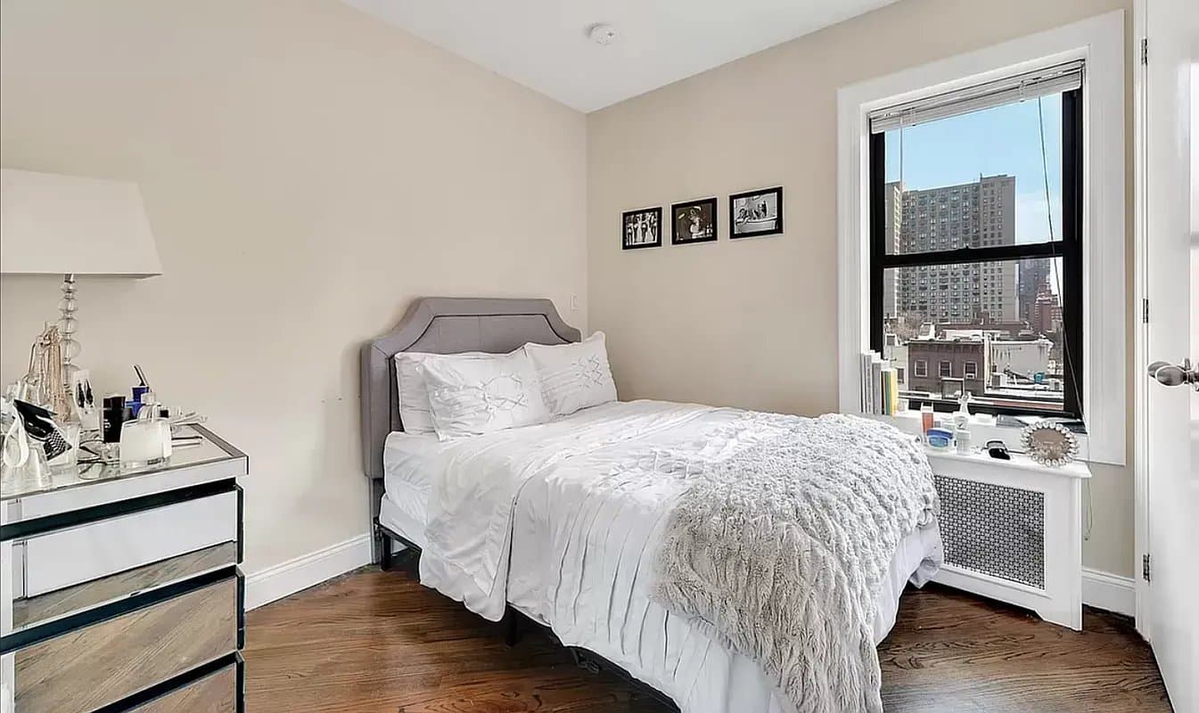 3 bed apartment at 153 East 26th Street, Unit 2A, Kips Bay, photo 2 of 9