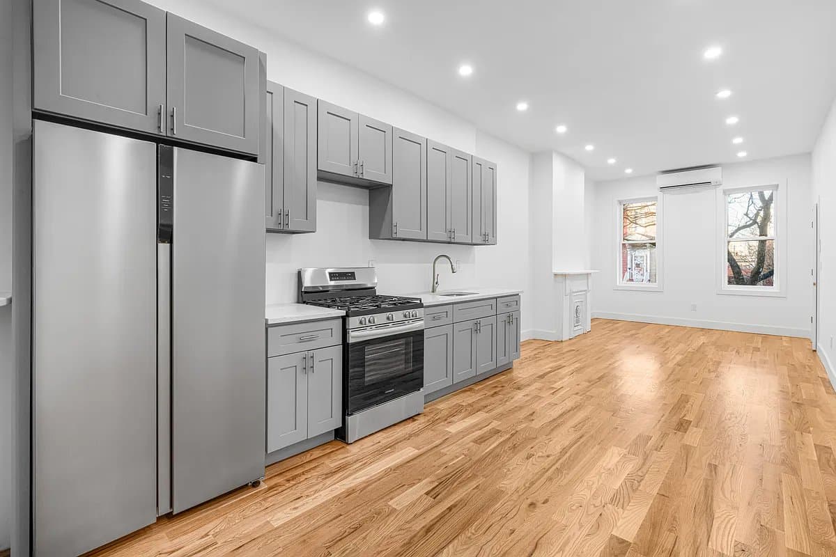 1208 Saint Marks Avenue, photo 5