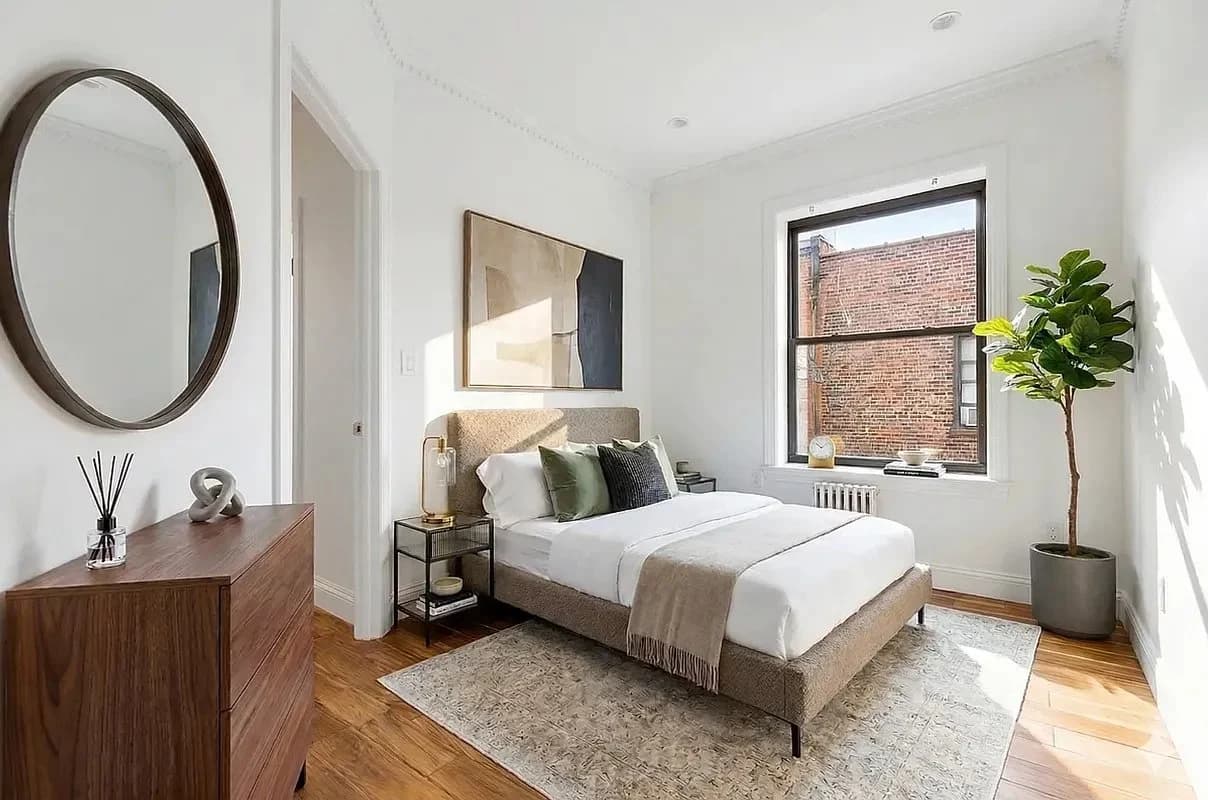 2 bed apartment at 202 East 13th Street, Unit H3, East Village, photo 2 of 7