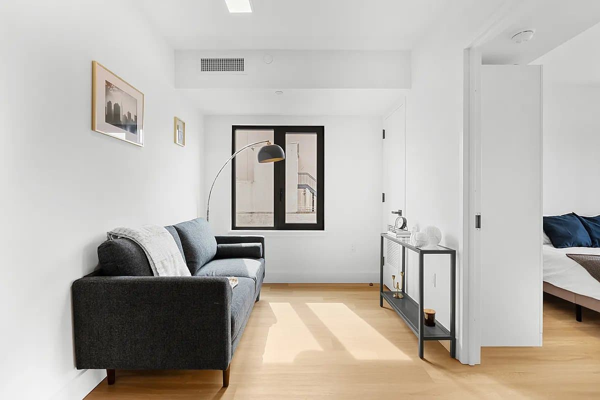 2 bed apartment at 63 Pitt Street, Unit 9E, Lower East Side, photo 4 of 6