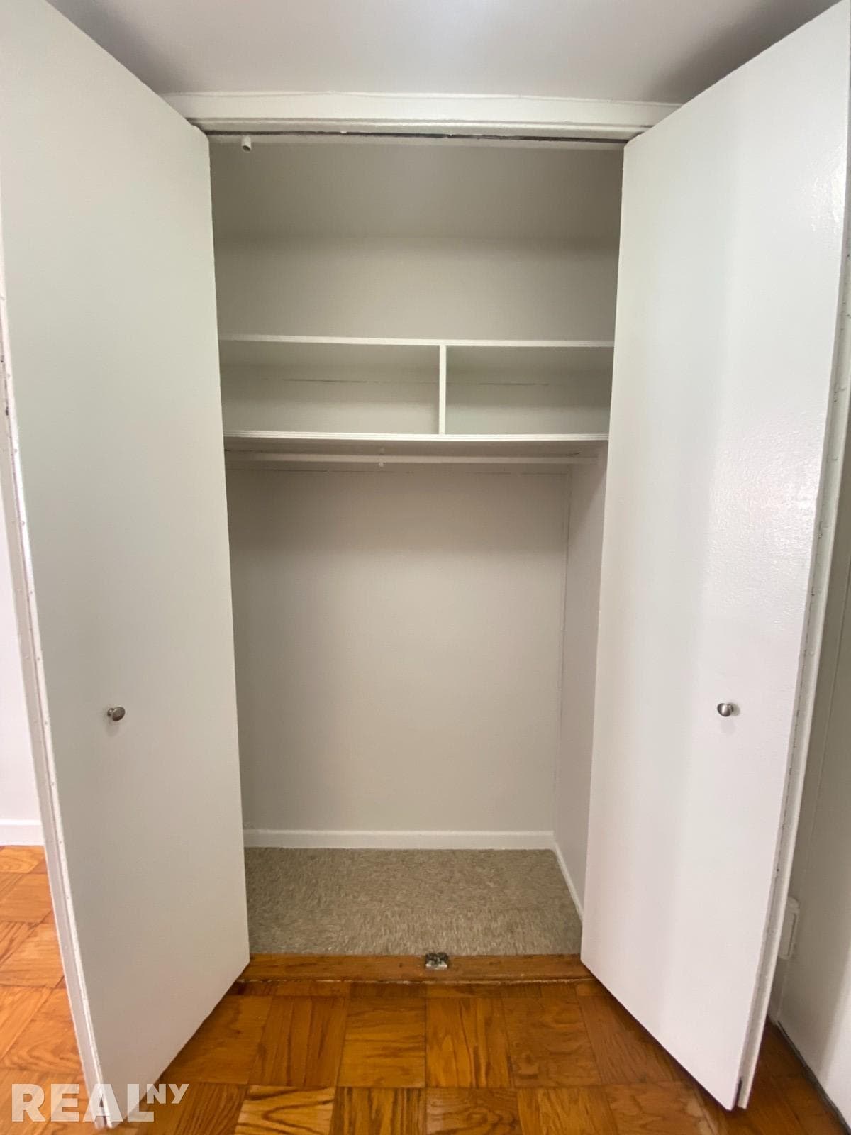 Studio apartment at 236 E 36th St, Unit 9A, Murray Hill, photo 6 of 9
