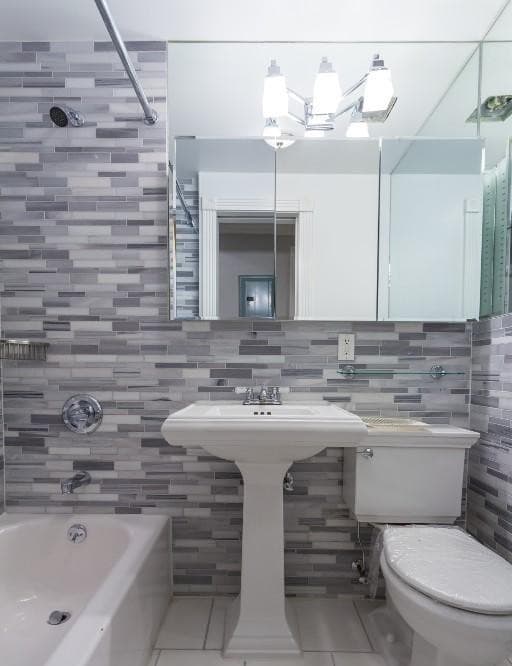 2 bed apartment at 147 Avenue A, Unit 4F, East Village, photo 7 of 7