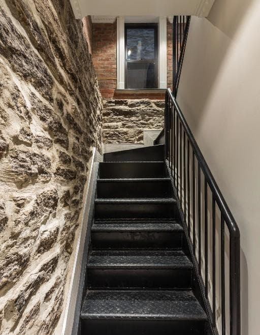 5 bed apartment at 147 Avenue A, Unit 1R, East Village, photo 8 of 8