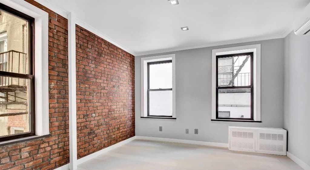 213 East 26th Street, photo 5