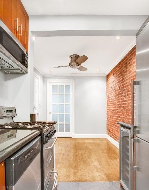 1 bed apartment at 345 West 53rd Street, Unit 3A, Hell's Kitchen, photo 4 of 4